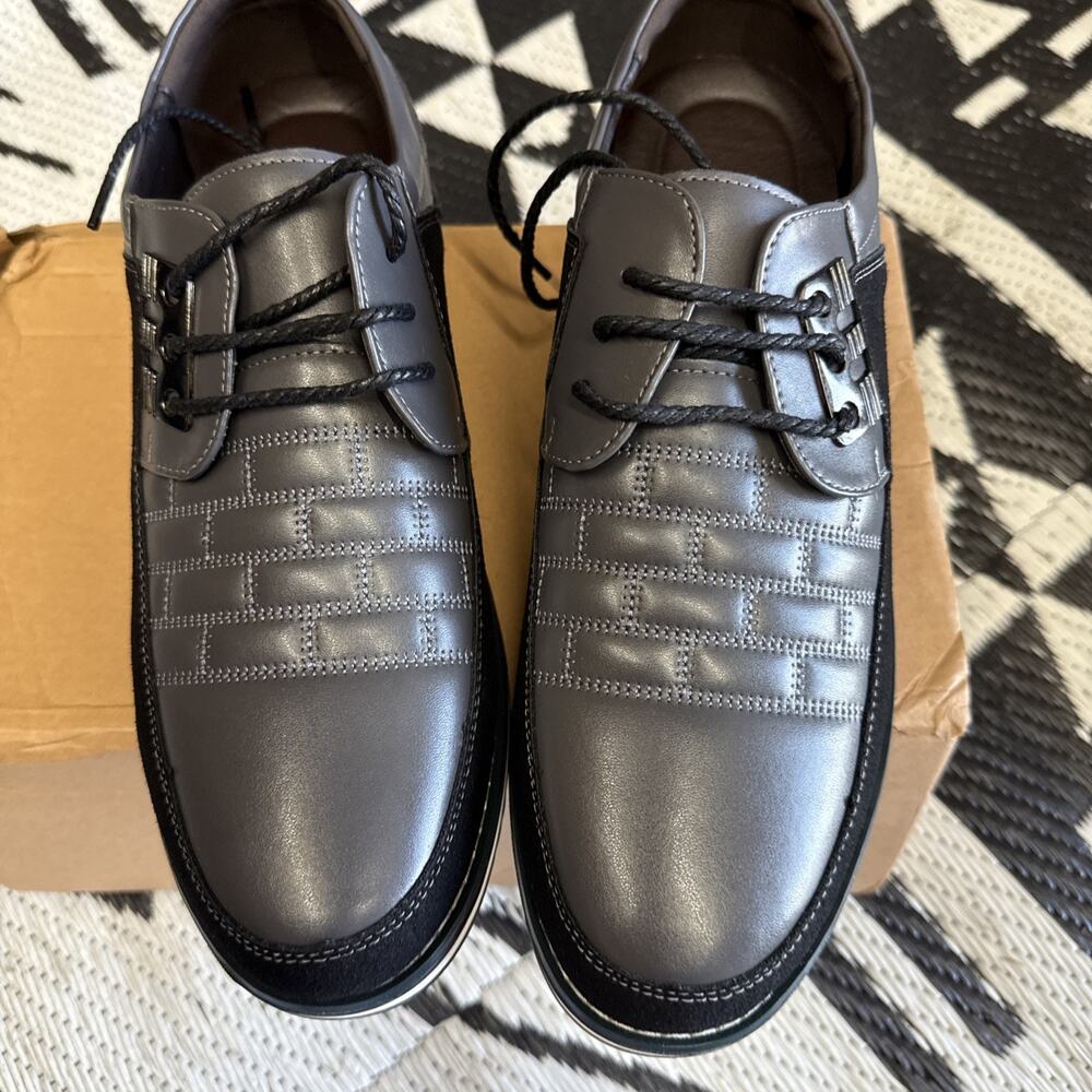 Men’s Premium Leather Dress Shoes Size 10 In Grey